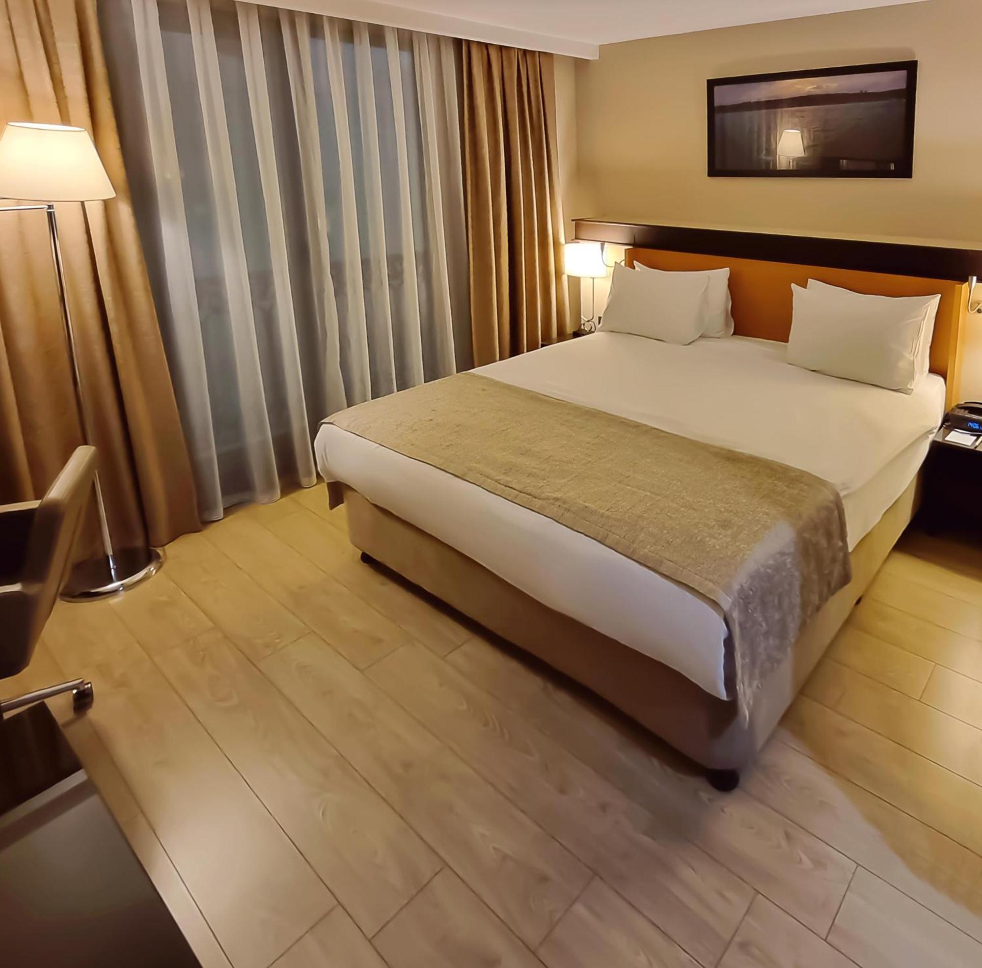 Port Bosphorus Hotel Istanbul Bagian luar foto