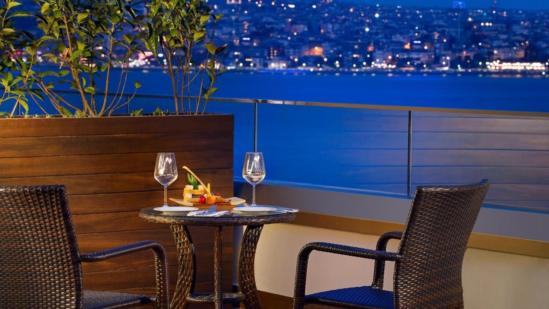 Port Bosphorus Hotel Istanbul Bagian luar foto