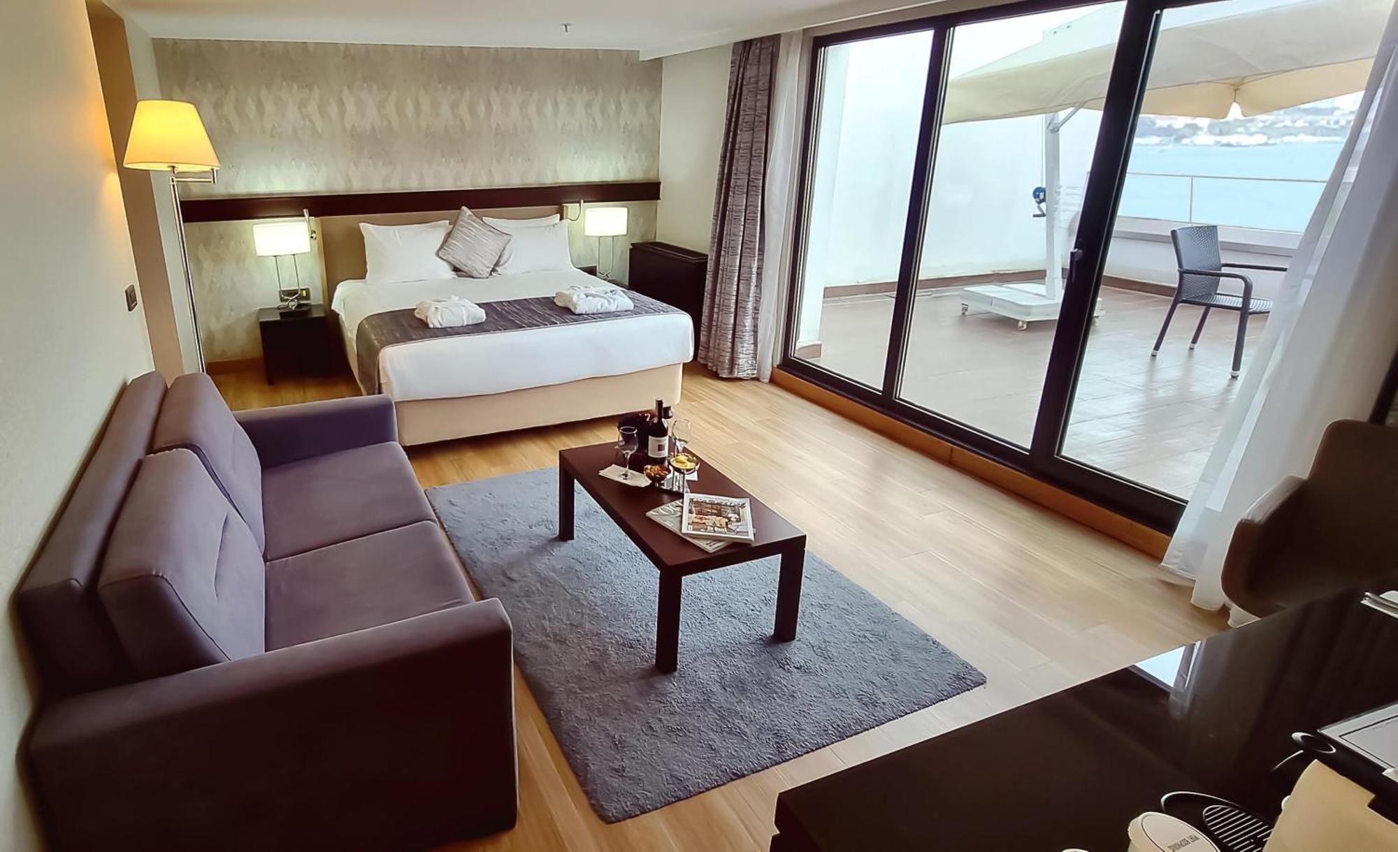 Port Bosphorus Hotel Istanbul Bagian luar foto